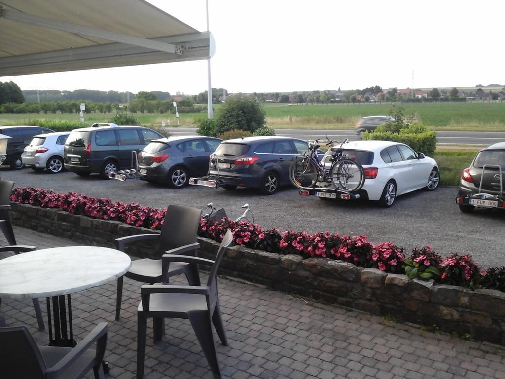 Arconaty Hotel Linter ภายนอก รูปภาพ