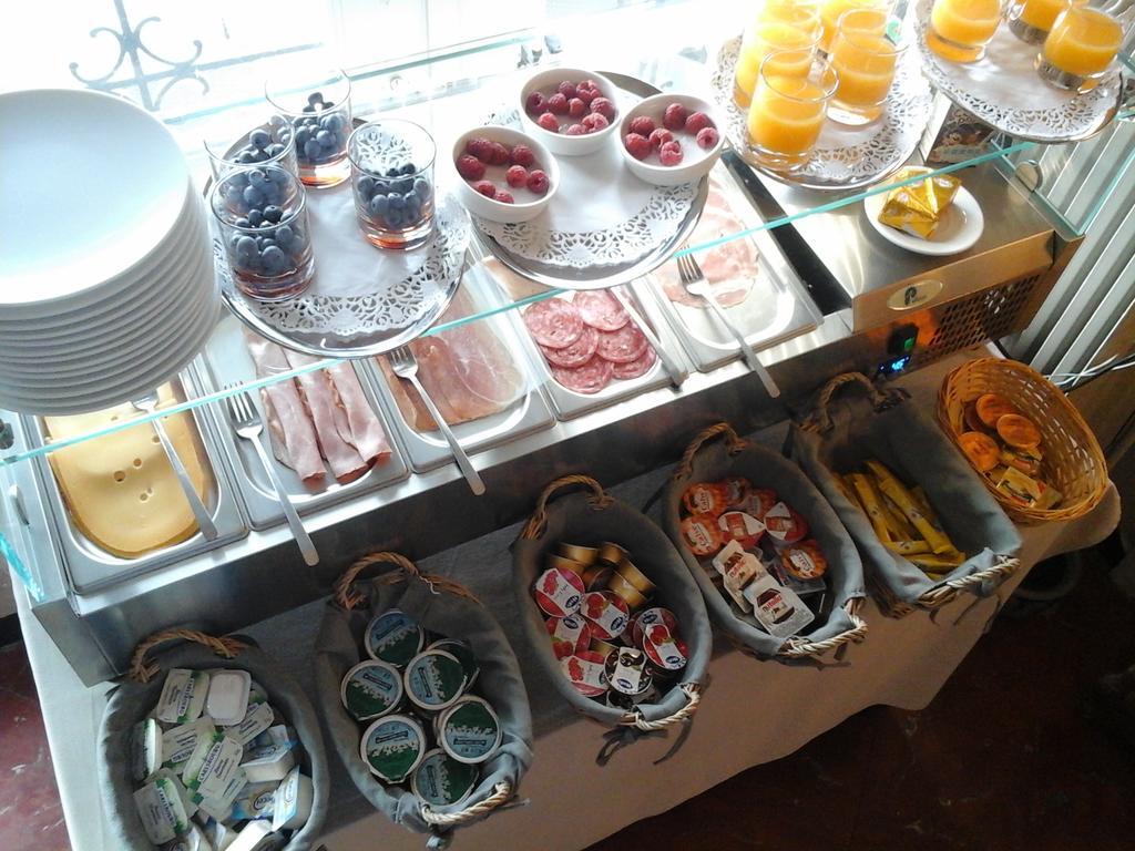 Arconaty Hotel Linter ภายนอก รูปภาพ